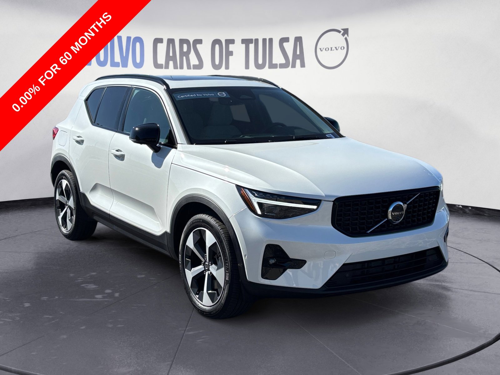 2026 Volvo XC40 Plus - Photo 7