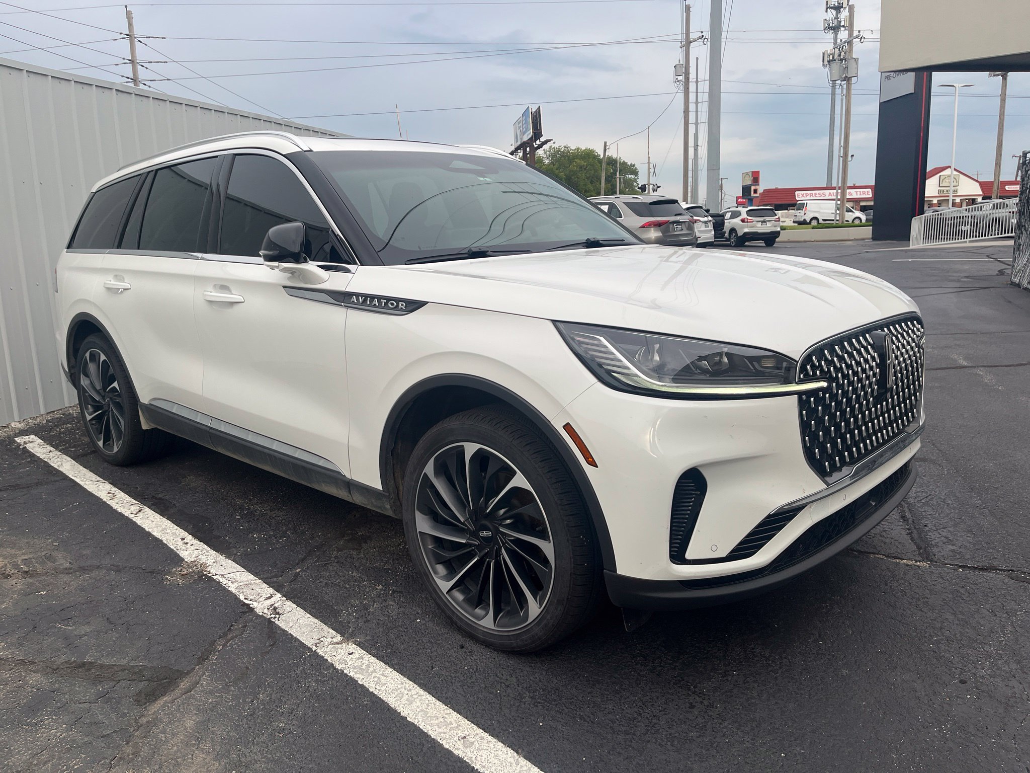 2025 Lincoln Aviator