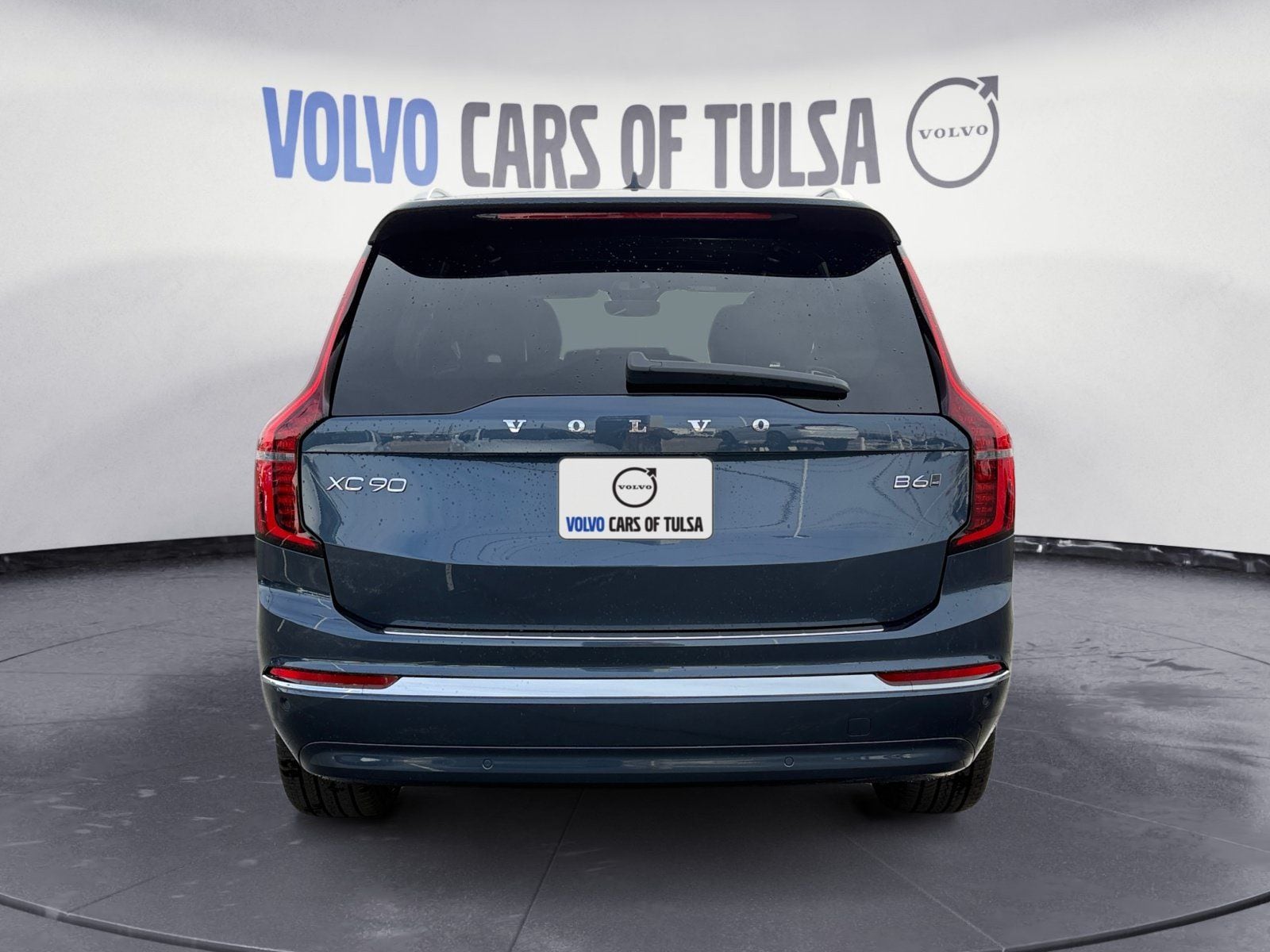 2026 Volvo XC90 Plus - Photo 4