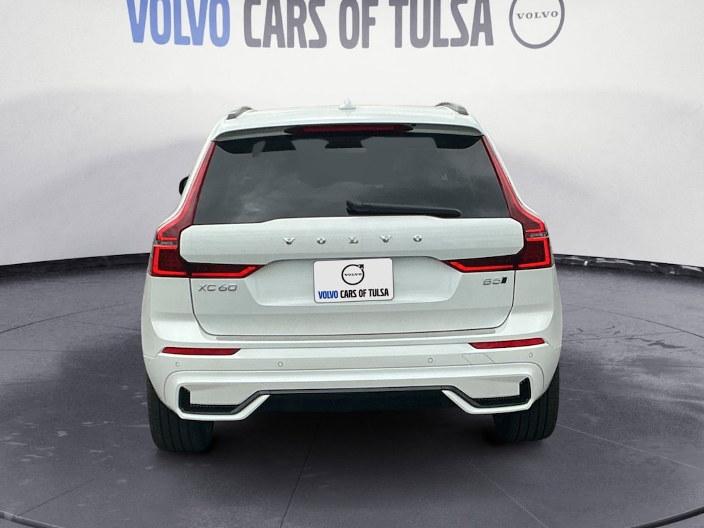 New 2026 Volvo XC60 B5 Ultra SUV