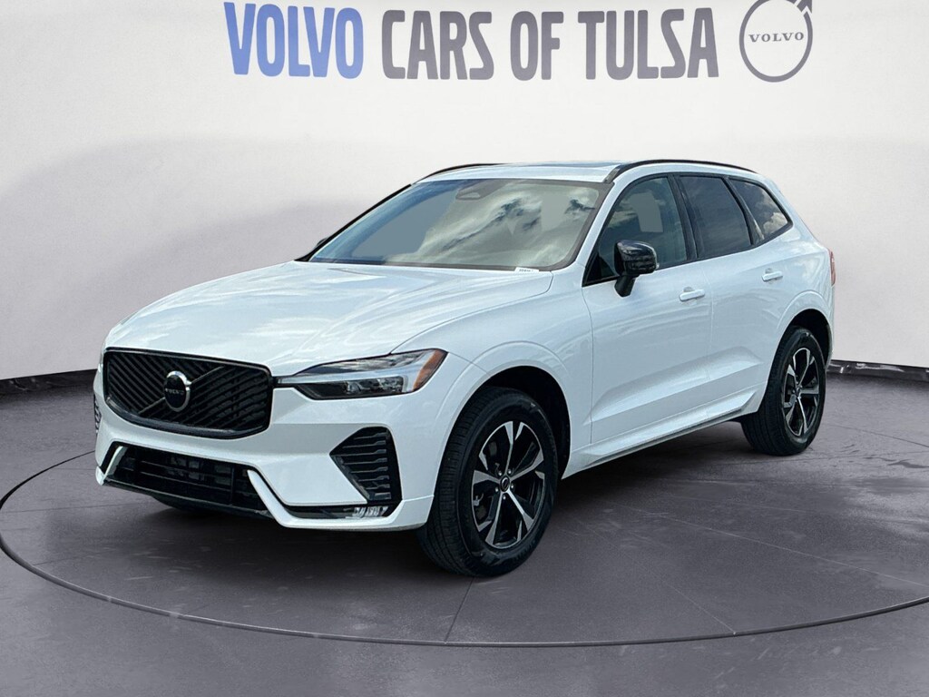 New 2026 Volvo XC60 B5 Core SUV
