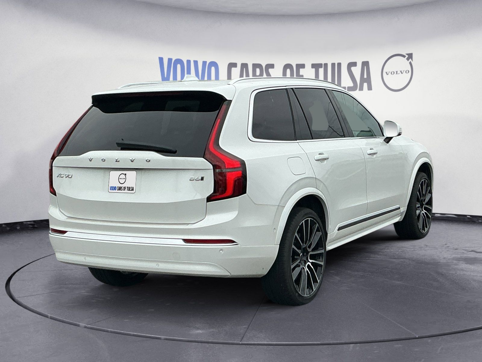 2026 Volvo XC90 Plus - Photo 5