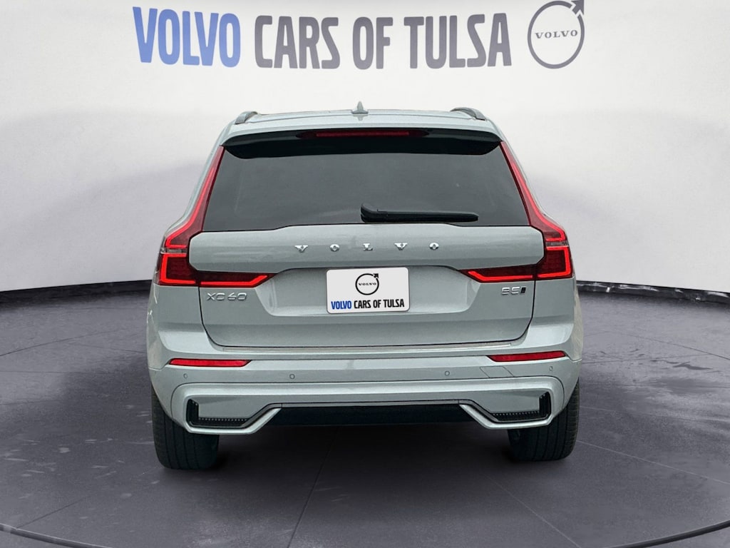 New 2026 Volvo XC60 B5 Ultra SUV