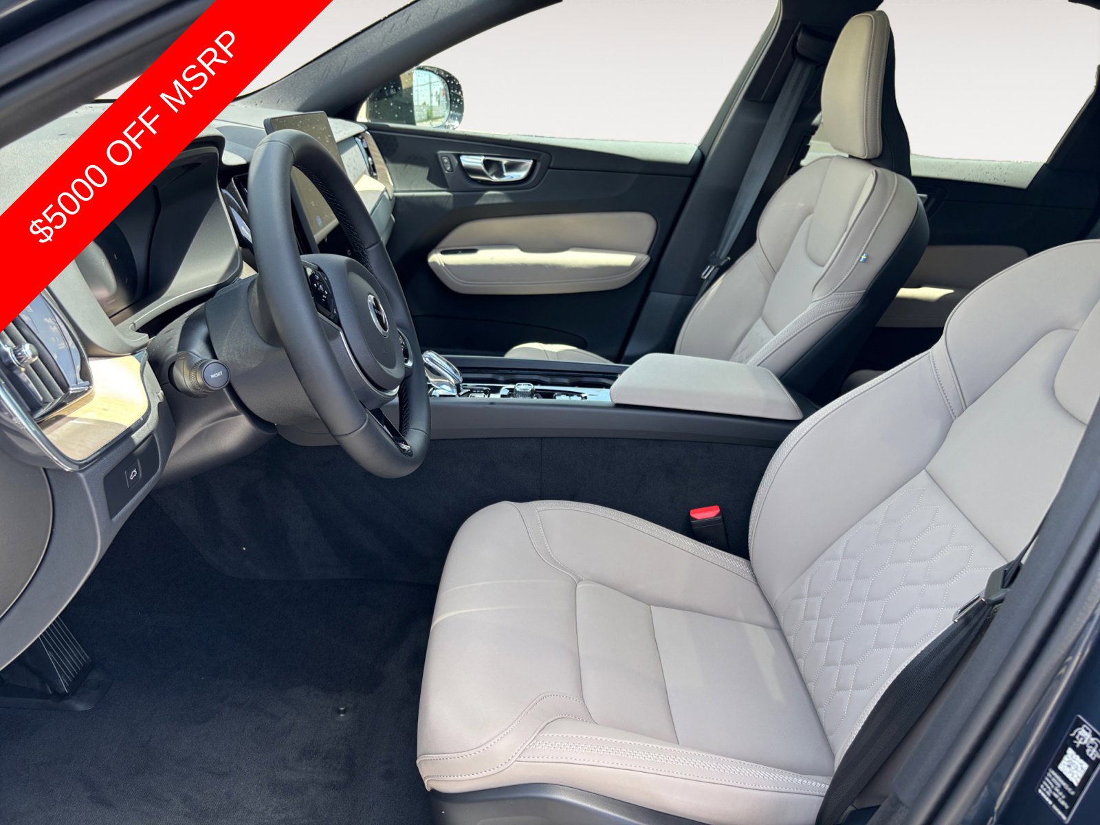 2026 Volvo XC60 Core - Photo 9