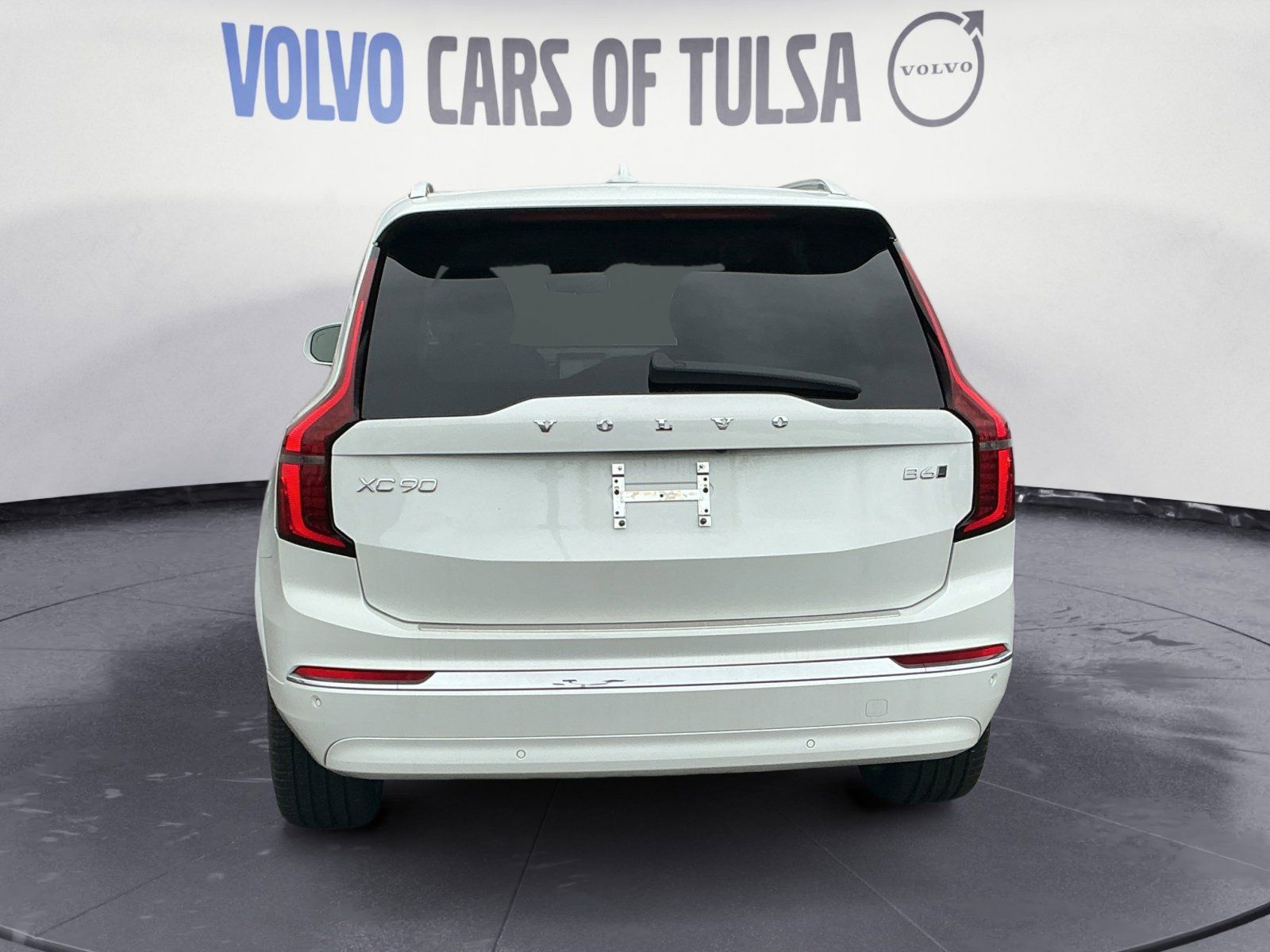 2026 Volvo XC90 Plus - Photo 4