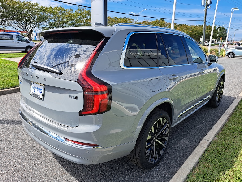 New 2026 Volvo XC90 B6 Plus 7-Seater SUV