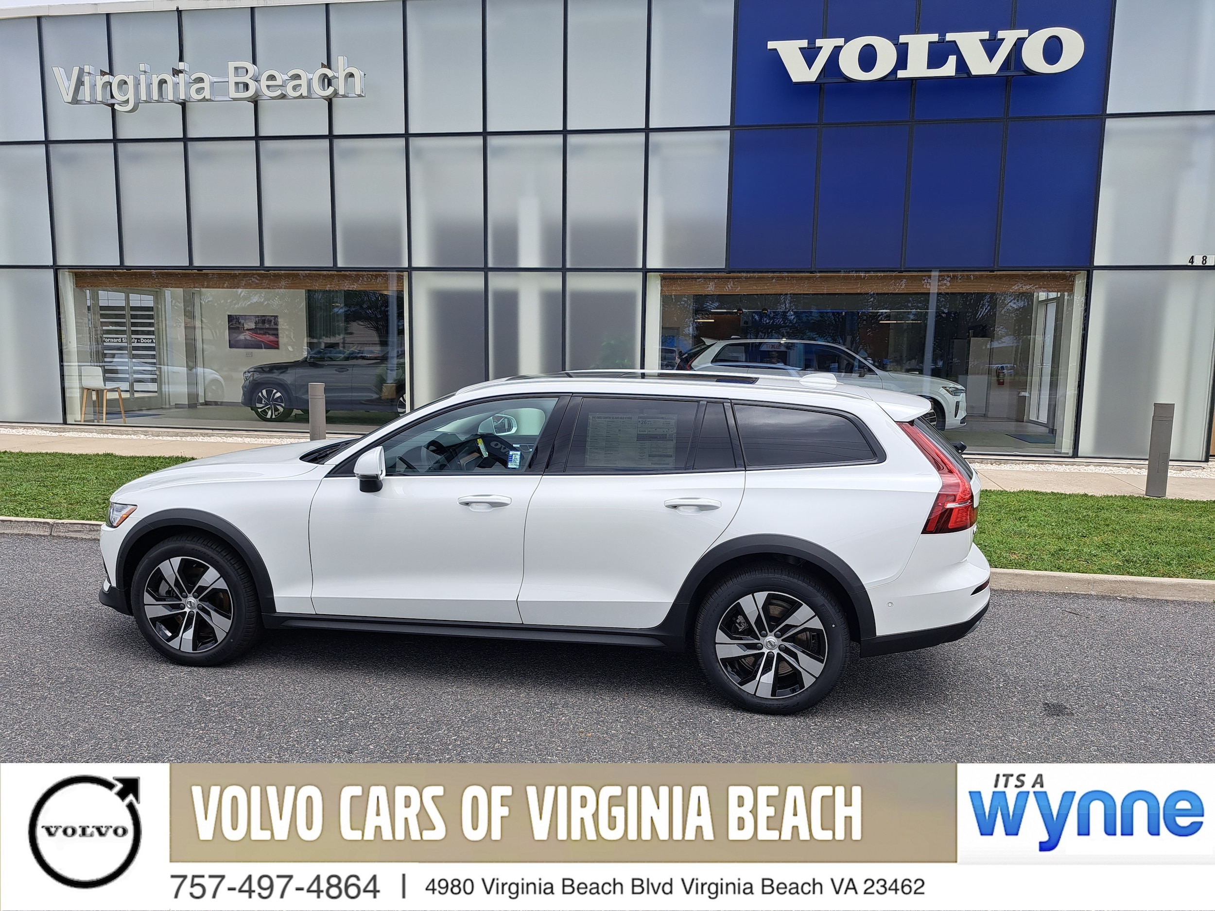 2026 Volvo V60 Cross Country Plus