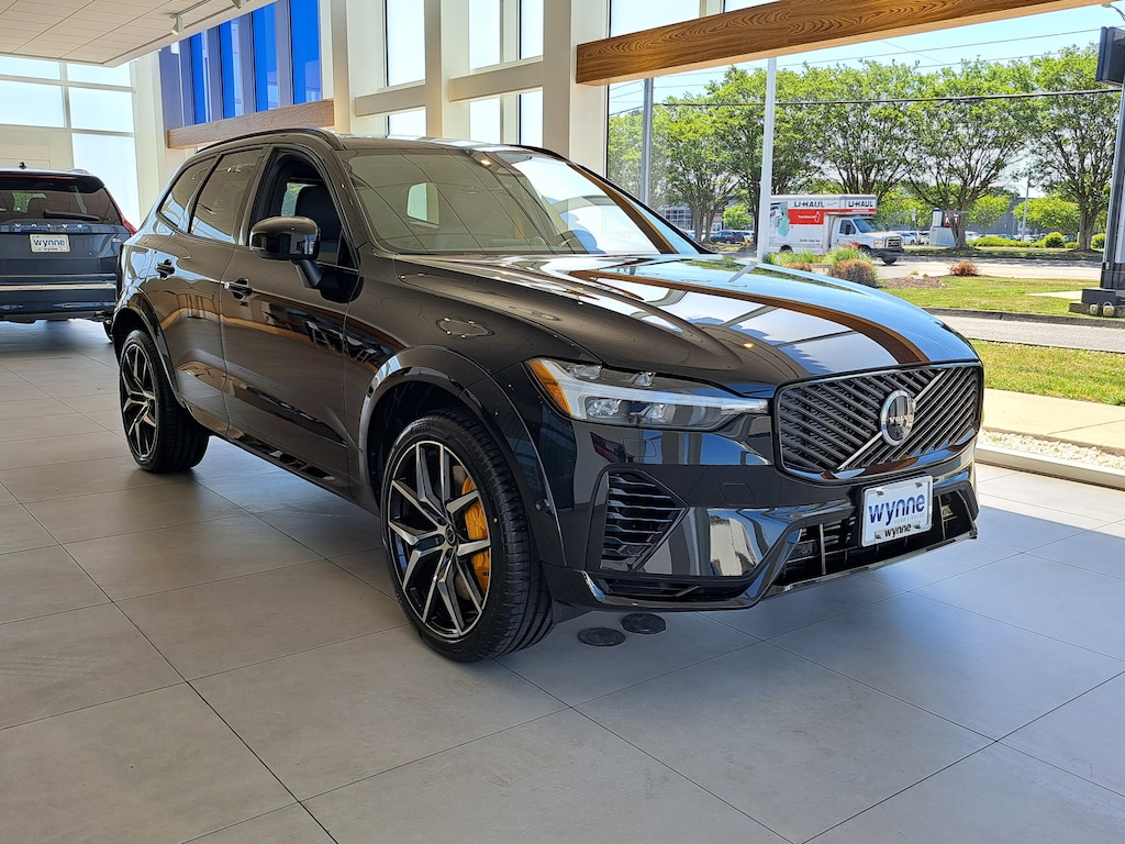 New 2026 Volvo XC60 plug-in hybrid T8 Polestar Engineered SUV