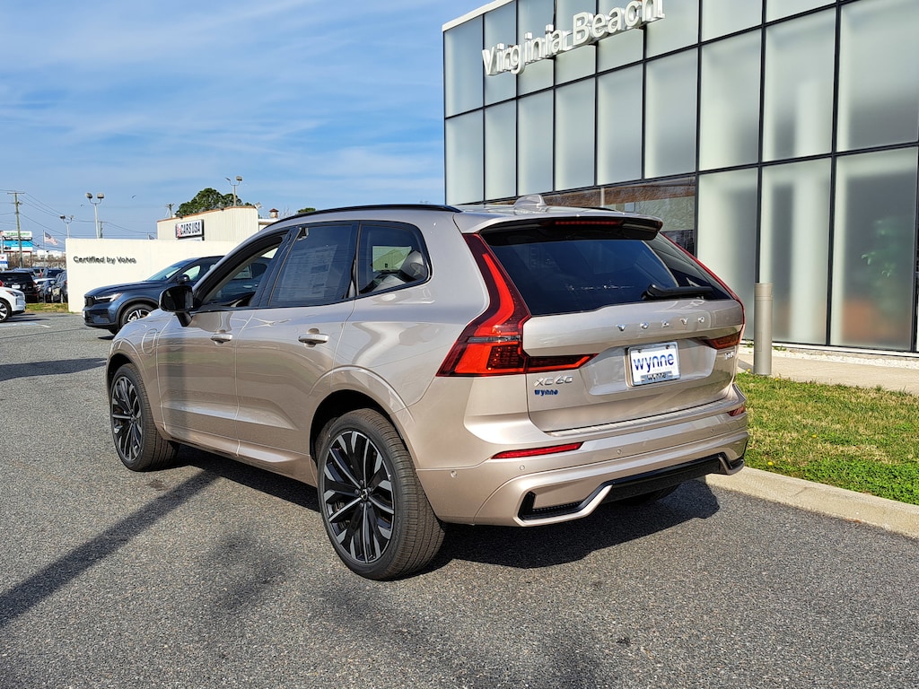 New 2026 Volvo XC60 plug-in hybrid T8 Ultra SUV