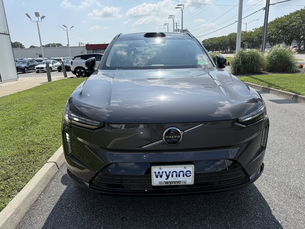 New 2025 Volvo EX90 Twin Motor Plus 7-Seater SUV