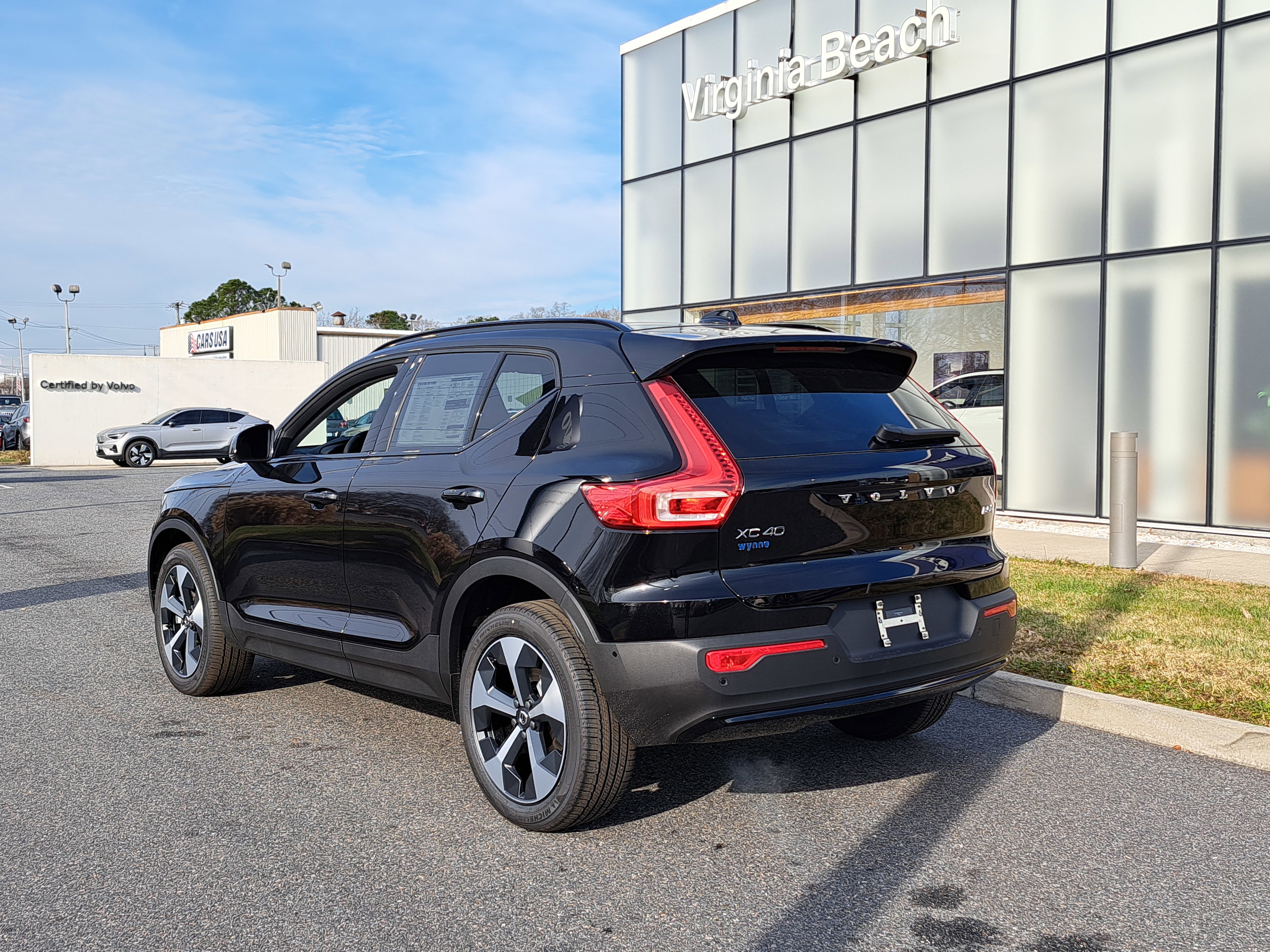 New 2026 Volvo XC40 B5 Plus SUV