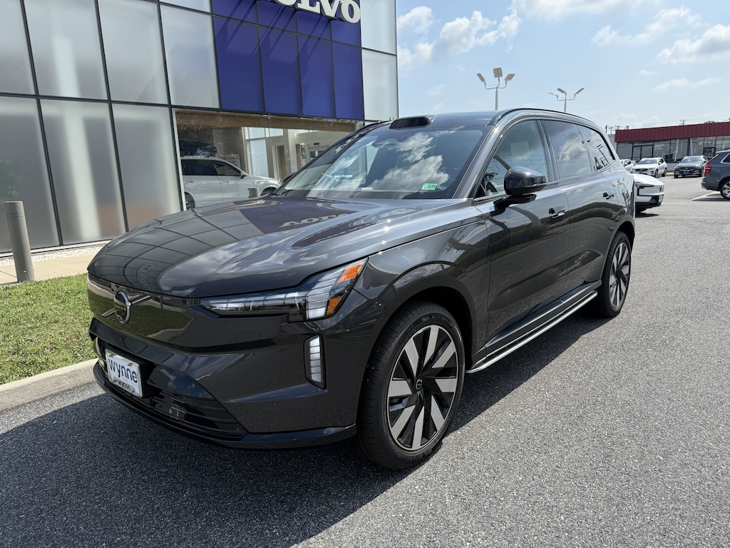 New 2025 Volvo EX90 Twin Motor Plus 7-Seater SUV