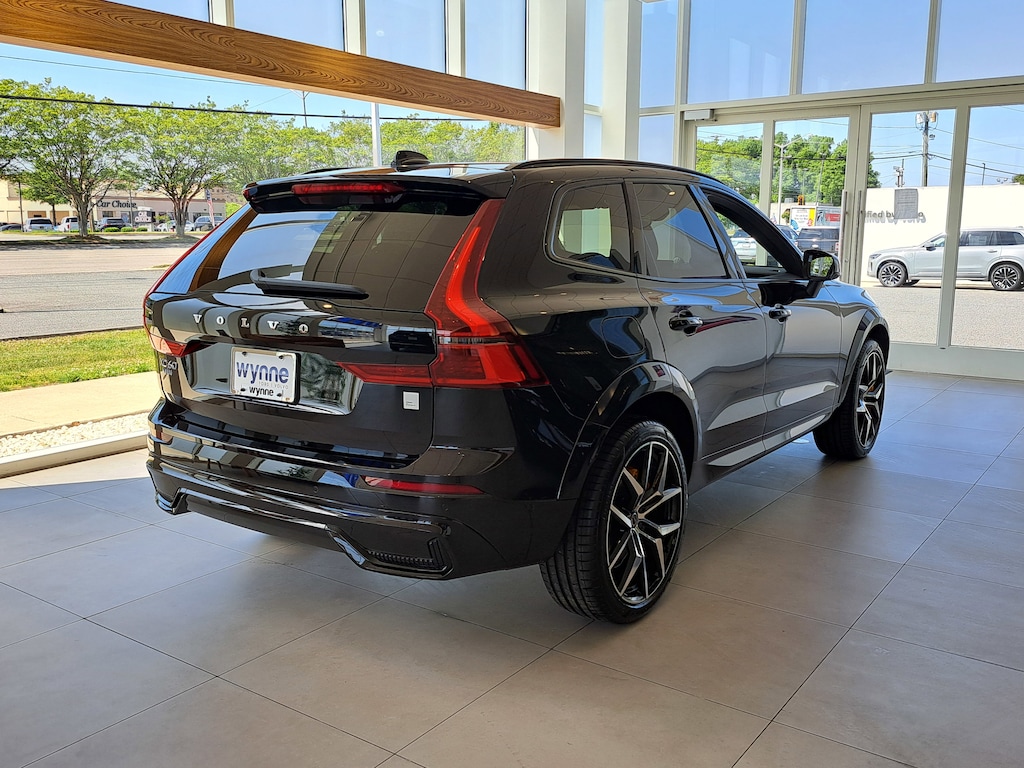 New 2026 Volvo XC60 plug-in hybrid T8 Polestar Engineered SUV