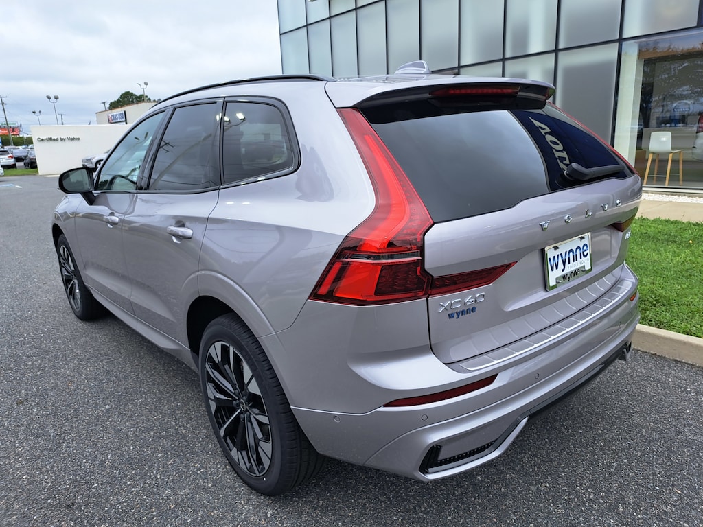 New 2026 Volvo XC60 B5 Plus SUV
