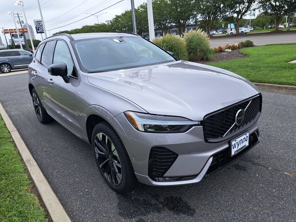 New 2026 Volvo XC60 B5 Plus SUV