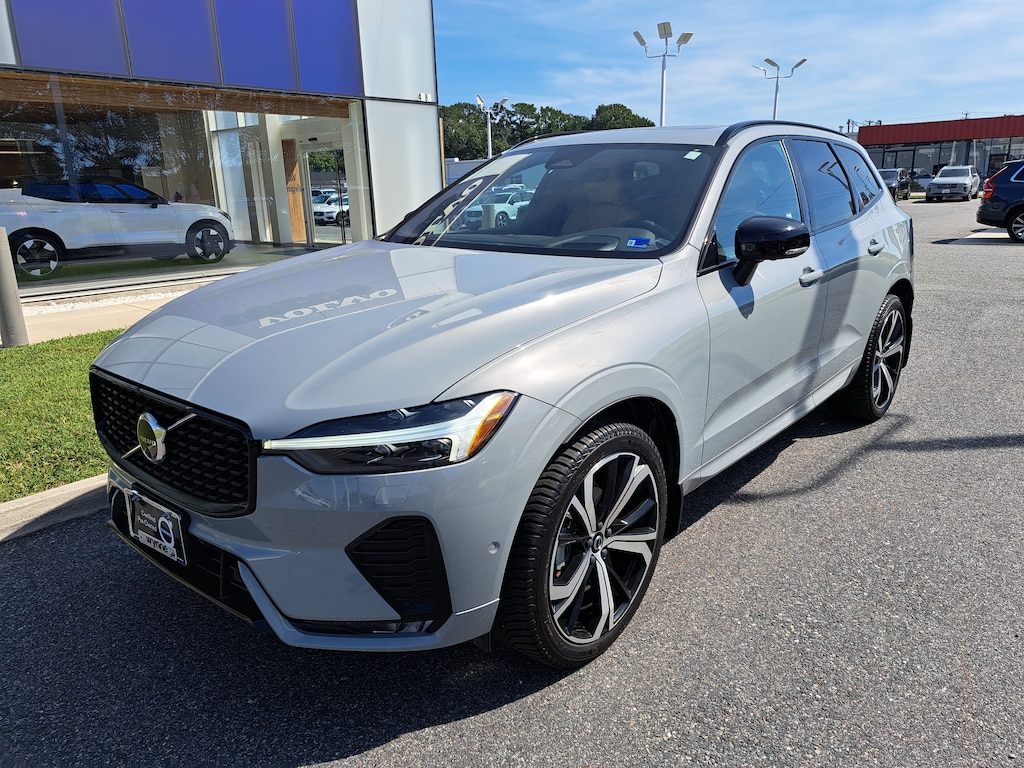Certified 2024 Volvo XC60 Ultimate Dark Theme B5 AWD Ultimate Dark Theme