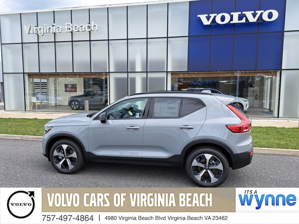 New 2026 Volvo XC40 B5 Plus SUV