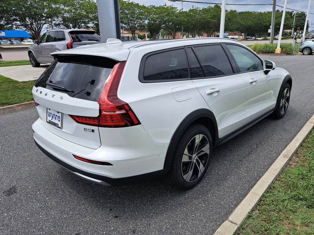 New 2026 Volvo V60 Cross Country B5 Plus Wagon