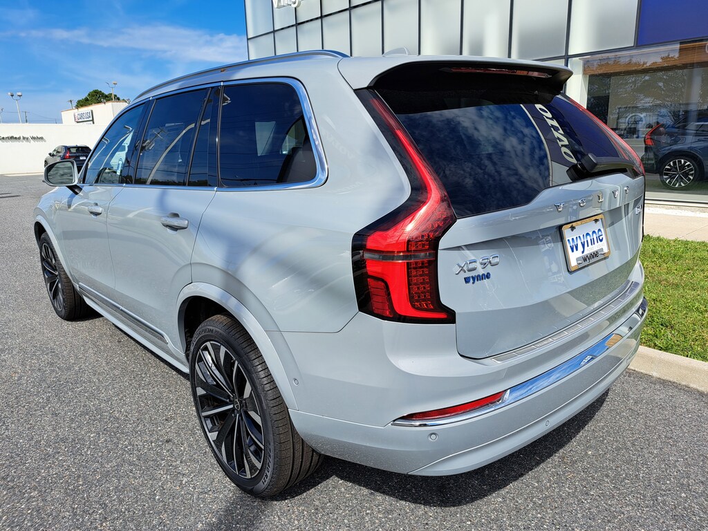 New 2026 Volvo XC90 B6 Plus 7-Seater SUV