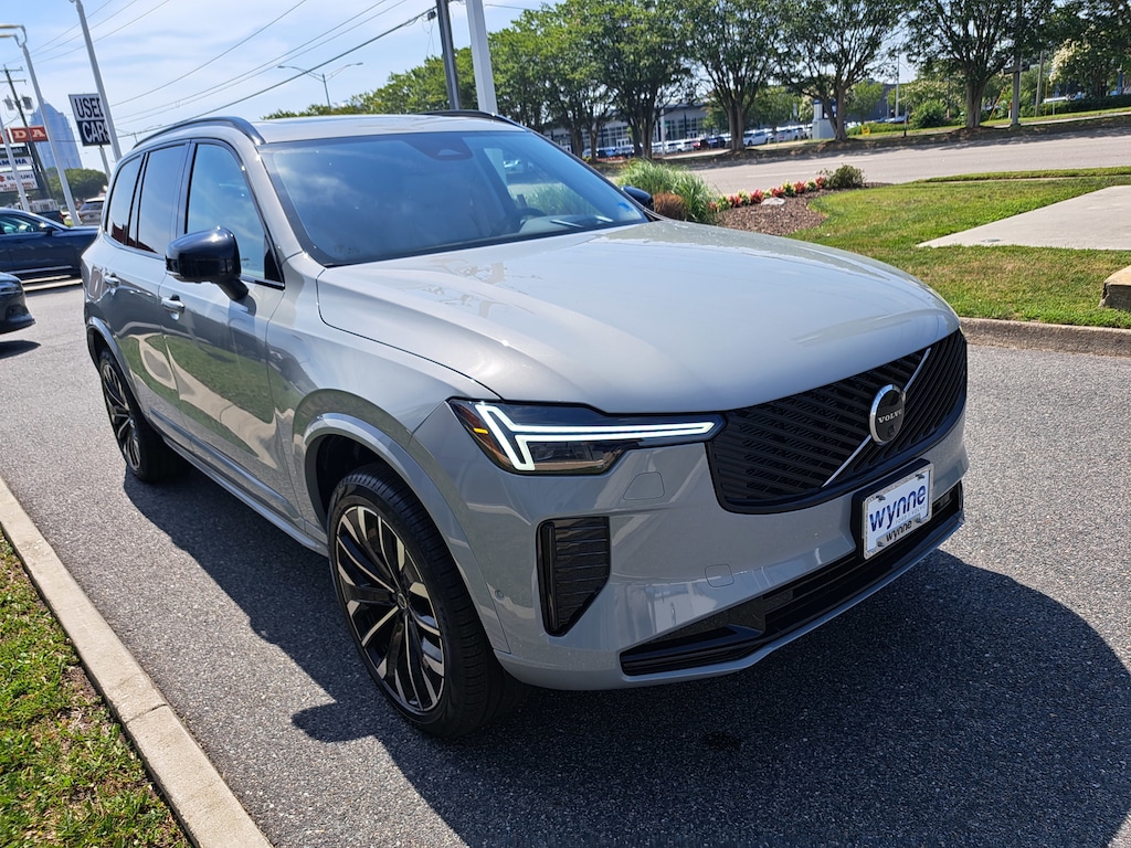 New 2026 Volvo XC90 B6 Ultra Dark Theme 7-Seater SUV