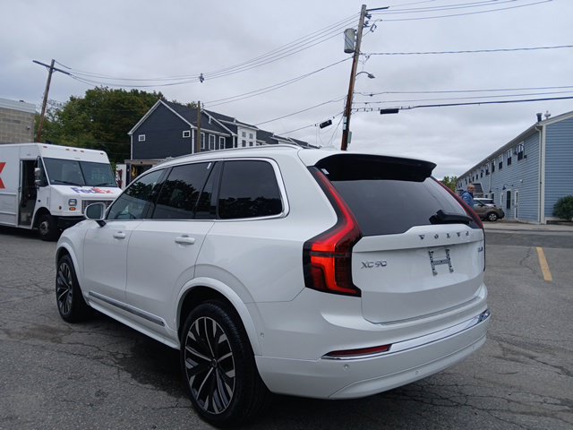 2026 Volvo XC90 Plus - Photo 5