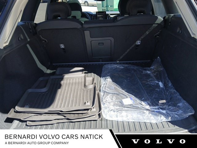 2026 Volvo XC60 Plus - Photo 25