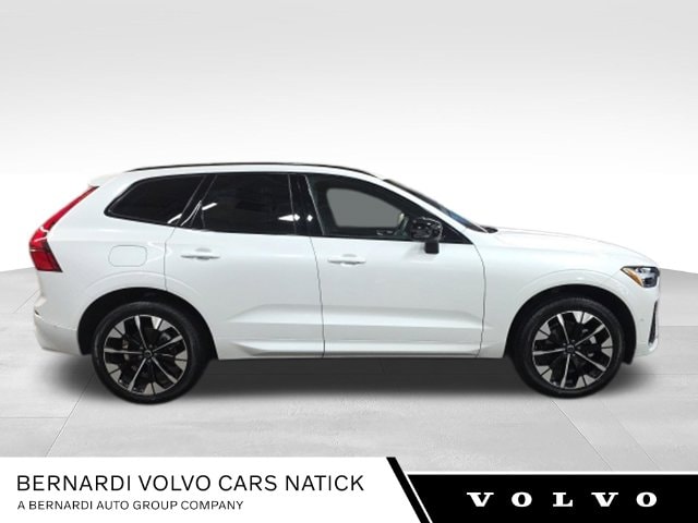 2026 Volvo XC60 Plus - Photo 6