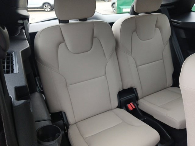 2026 Volvo XC90 Plus - Photo 34