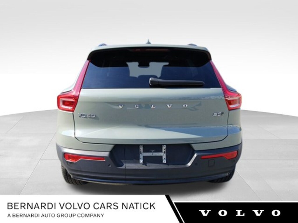 Certified 2023 Volvo XC40 B5 Plus Dark Theme SUV