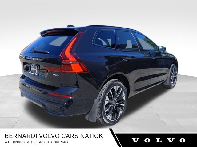 2026 Volvo XC60 Plus - Photo 7