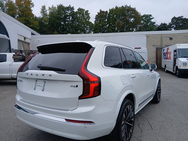 2026 Volvo XC90 Plus - Photo 7