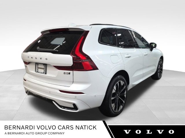 2026 Volvo XC60 Plus - Photo 5