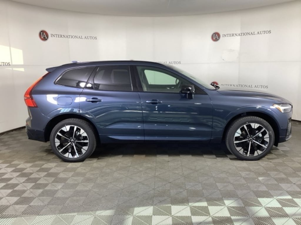 Used 2026 Volvo XC60 B5 Plus SUV