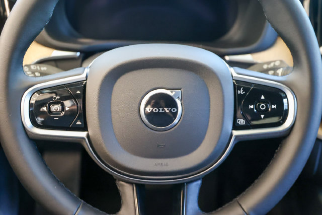 2026 Volvo XC60 Ultra - Photo 11