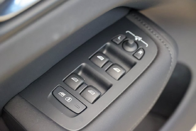 2026 Volvo XC60 Ultra - Photo 7
