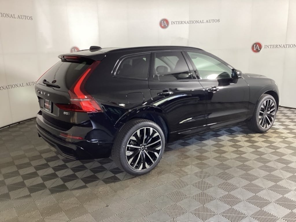Used 2026 Volvo XC60 B5 Ultra SUV