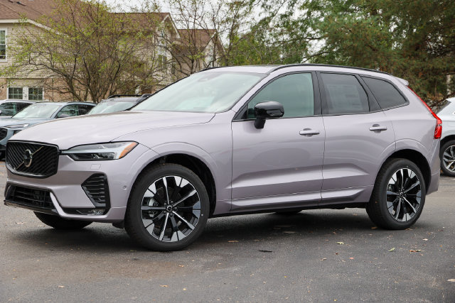2026 Volvo XC60 Plus - Photo 6