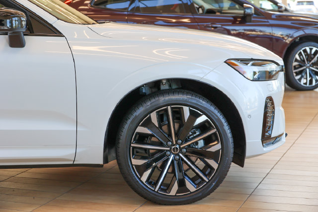 2026 Volvo XC60 Ultra - Photo 21