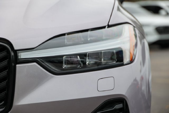 2026 Volvo XC60 Plus - Photo 9