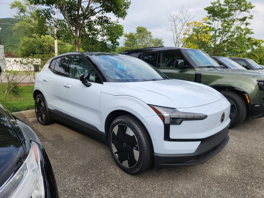 New 2026 Volvo EX30 Twin Motor Ultra SUV