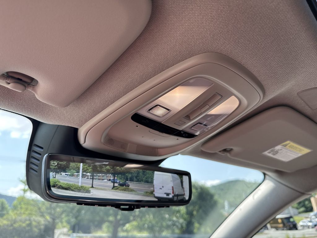 2026 Volvo XC40 Core - Photo 30