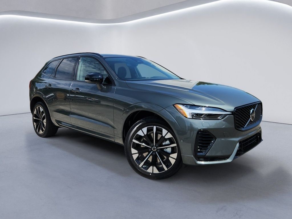 New 2026 Volvo XC60 plug-in hybrid T8 Plus SUV