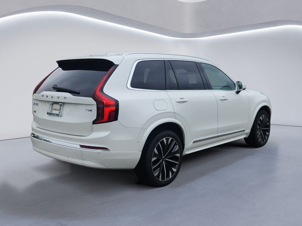 New 2026 Volvo XC90 plug-in hybrid T8 Plus 7-Seater SUV