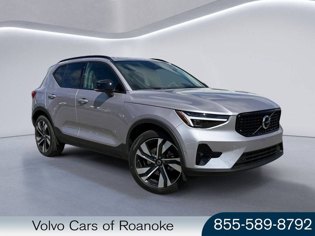 2026 Volvo XC40 Ultra