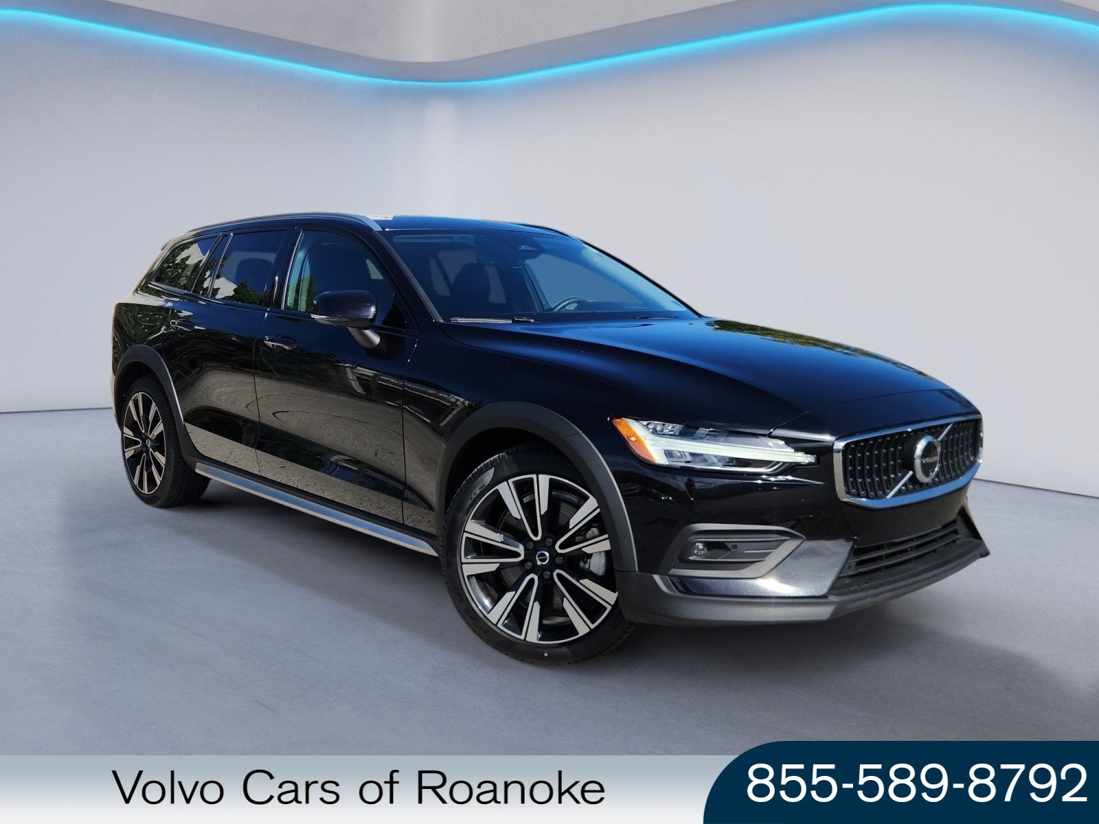 2025 Volvo V60 Cross Country