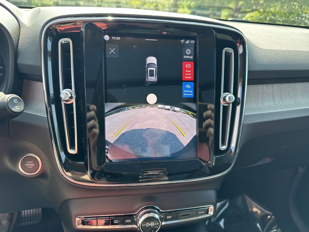 2026 Volvo XC40 Core - Photo 24
