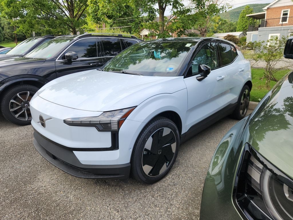 New 2026 Volvo EX30 Twin Motor Ultra SUV