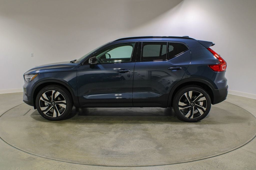 New 2026 Volvo XC40 Ultra SUV