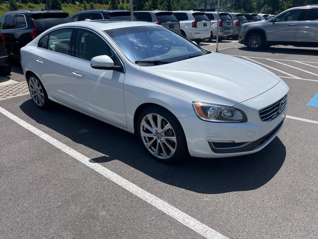 Used 2017 Volvo S60 T5 Inscription Sedan