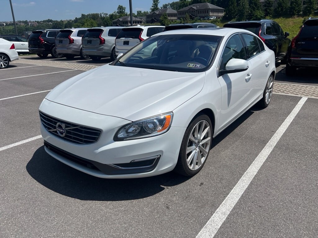 Used 2017 Volvo S60 T5 Inscription Sedan